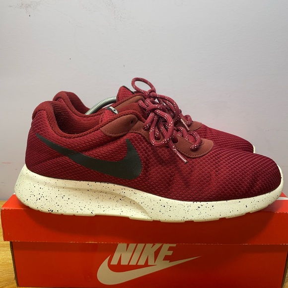 Nike Tanjun SE - Picture 3 of 6